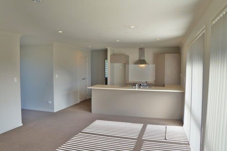 Photo of property in 48 Ocean View Rise, Ruakaka, 0116