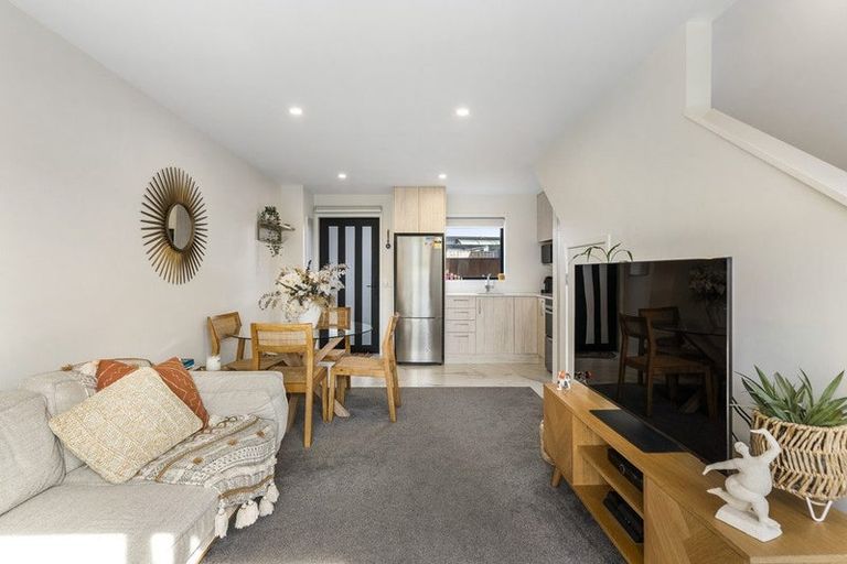 Photo of property in 8/41 Kervil Avenue, Te Atatu Peninsula, Auckland, 0610