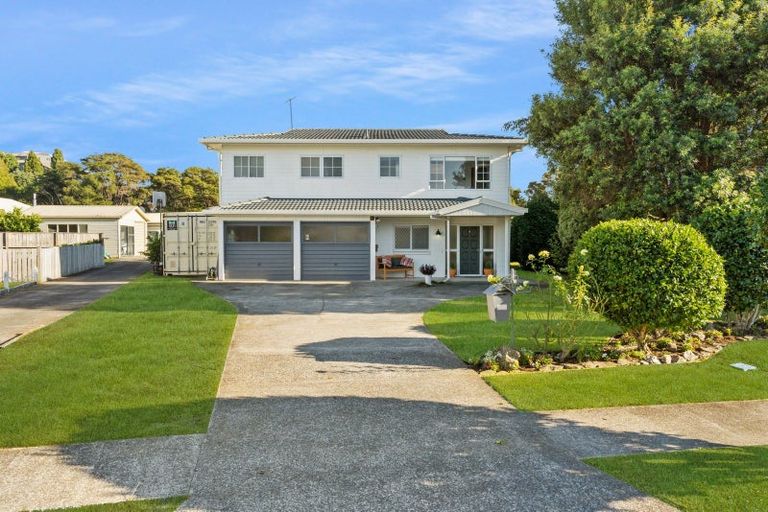 Photo of property in 138 Moana Anu Anu Avenue, Whangamata, 3620