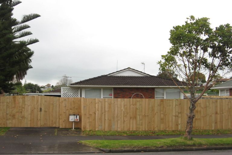 Photo of property in 2/100 Ti Rakau Drive, Pakuranga, Auckland, 2010