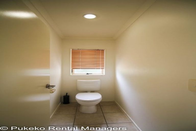 Photo of property in 6 Blackwood Drive, Wattle Downs, Auckland, 2103