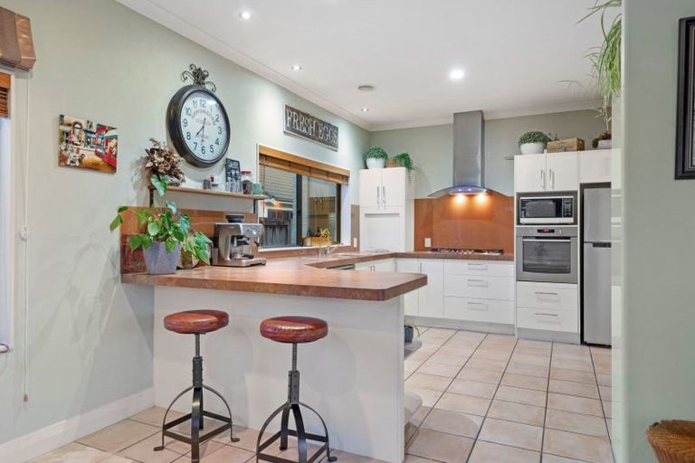 Photo of property in 86 Beachwater Drive, Papamoa Beach, Papamoa, 3118