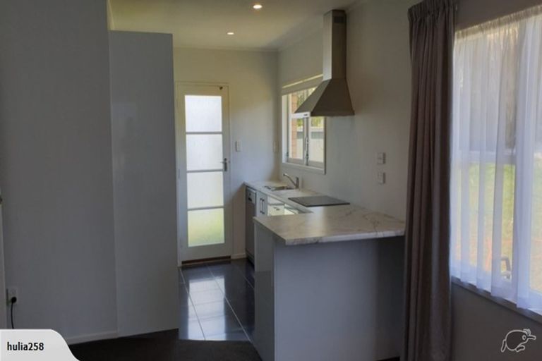 Photo of property in 1/11 Broadview Place, Howick, Auckland, 2014