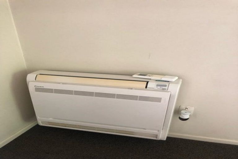 Photo of property in 1/23 Oxley Avenue, St Albans, Christchurch, 8014