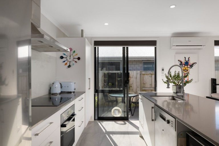 Photo of property in 4 Dunkeld Drive, Papamoa, 3118