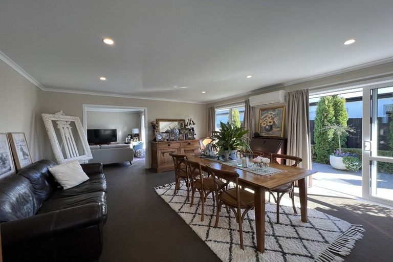 Photo of property in 48 Dunlops Crescent, Marshland, Christchurch, 8083