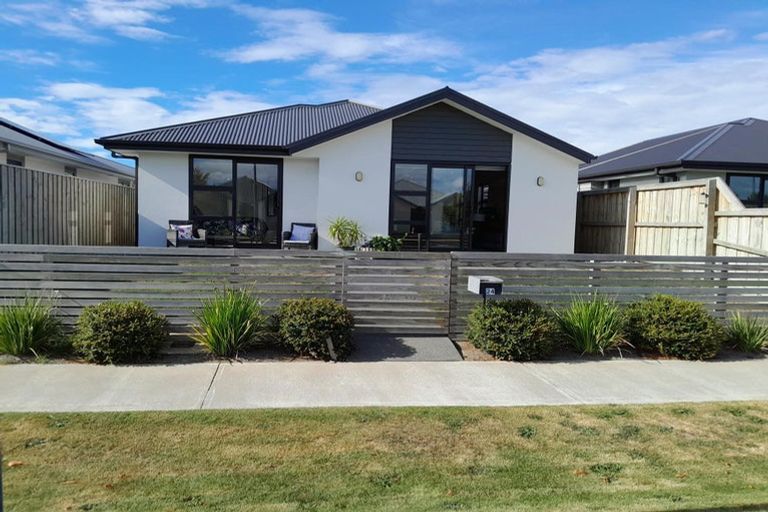 Photo of property in 24 Whakatipu Street, Pegasus, 7612