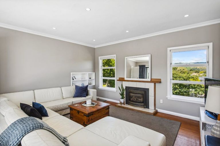 Photo of property in 16 Francis Road, Paraparaumu Beach, Paraparaumu, 5032