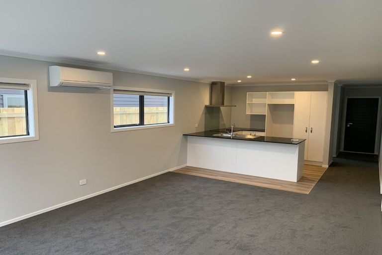 Photo of property in 7 Rotoiti Place, Paraparaumu, 5032
