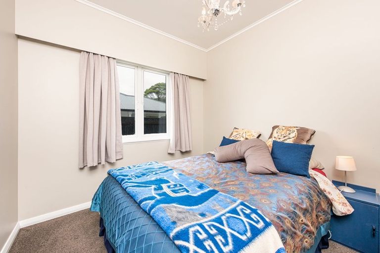 Photo of property in 3 Jutland Street, Waterloo, Lower Hutt, 5011
