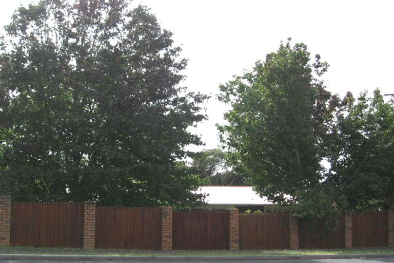 Photo of property in 109 Glengarry Road, Glen Eden, Auckland, 0602