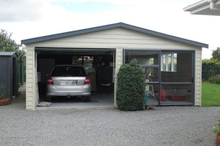 Photo of property in 52 New York Street, Martinborough, 5711