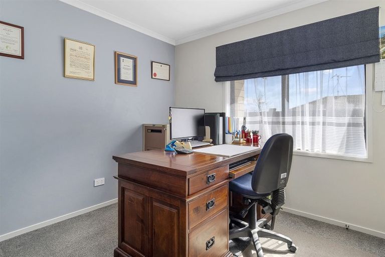 Photo of property in 11 Bernies Way, Ohauiti, Tauranga, 3112