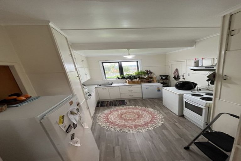 Photo of property in 15 View Road, Shelly Park, Auckland, 2014