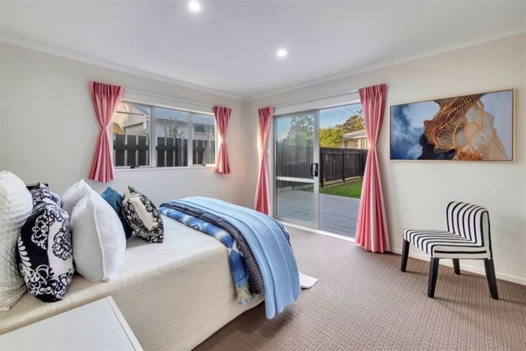 Photo of property in 28b Kirrie Avenue, Te Atatu South, Auckland, 0610