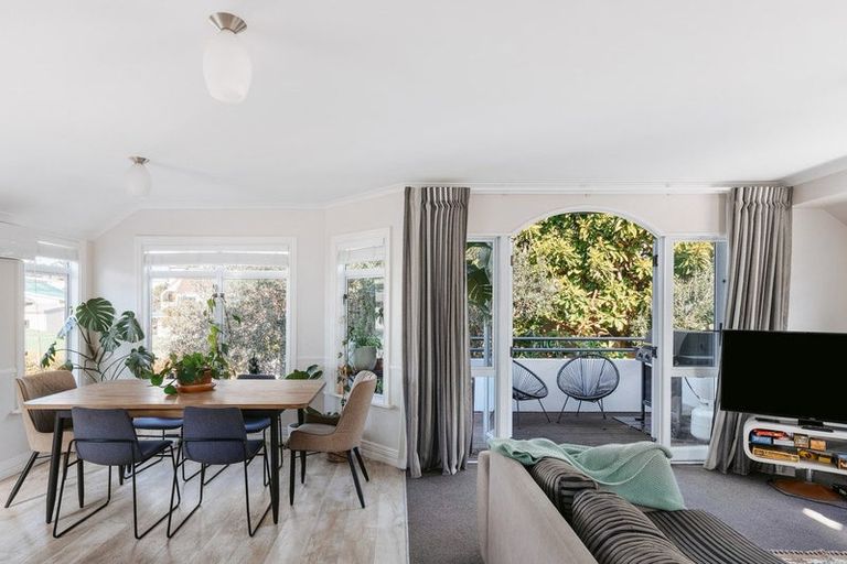 Photo of property in 50c Maunganui Road, Mount Maunganui, 3116