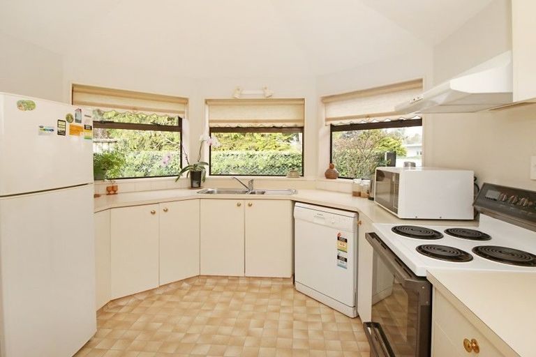 Photo of property in 16b Montgomery Terrace, Hokowhitu, Palmerston North, 4410