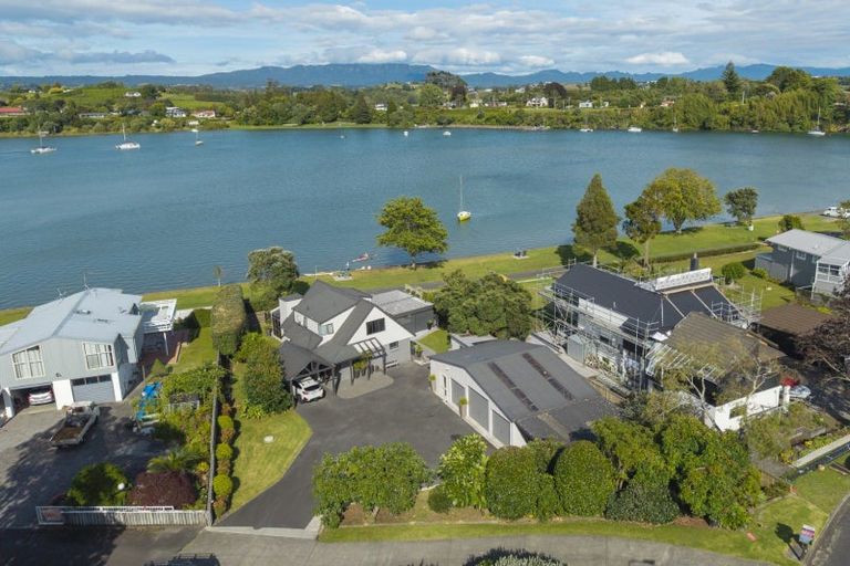 Photo of property in 33 Matahiwi Road, Te Puna, Tauranga, 3174