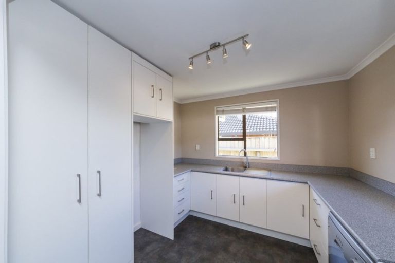Photo of property in 74d Albert Street, Palmerston North, 4414
