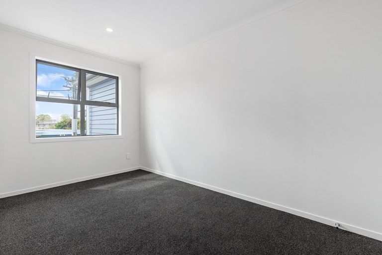 Photo of property in Valencia Court, 5/29 May Street, Mount Maunganui, 3116