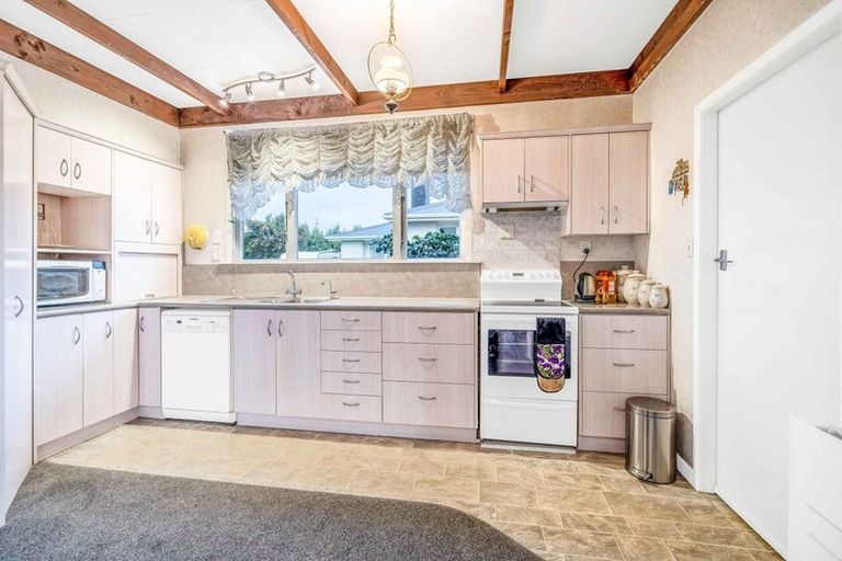 Photo of property in 50 West Plains Road, Waikiwi, Invercargill, 9810