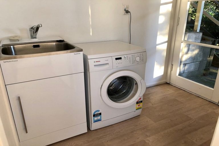 Photo of property in 28-30 Matipo Street, Eastbourne, Lower Hutt, 5013