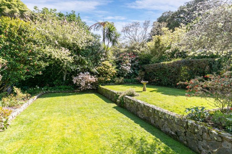 Photo of property in 8 Simla Crescent, Khandallah, Wellington, 6035