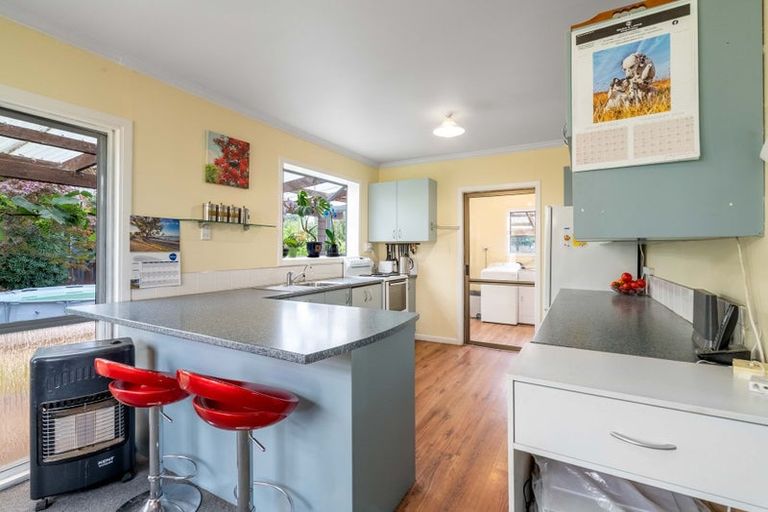 Photo of property in 250 Stirrat Street, Clifton, Invercargill, 9877