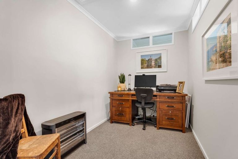 Photo of property in 18 Pacific Place, Whitianga, 3510