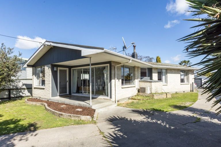 Photo of property in 137 Riverbend Road, Onekawa, Napier, 4110