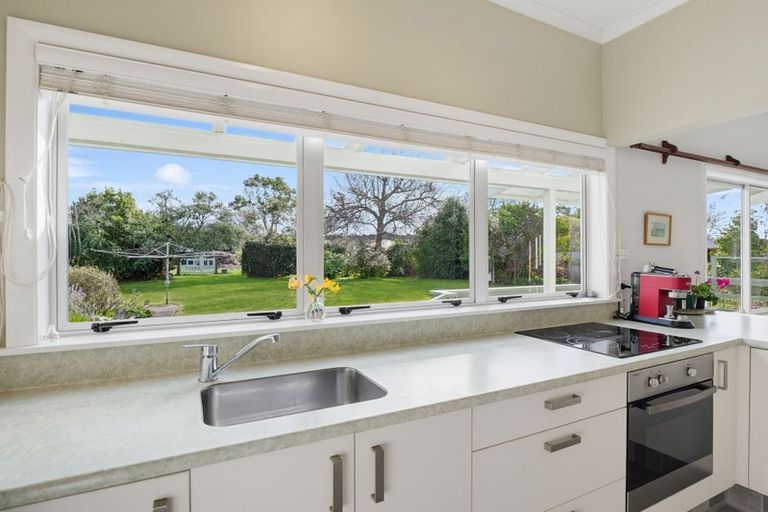 Photo of property in 68 Skerman Street, Marton, 4710