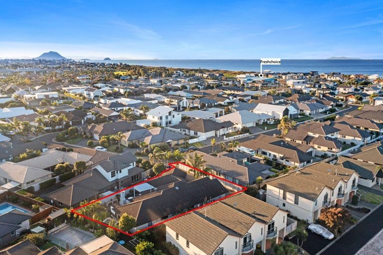 Photo of property in 43 Oceania Sands Way, Papamoa Beach, Papamoa, 3118