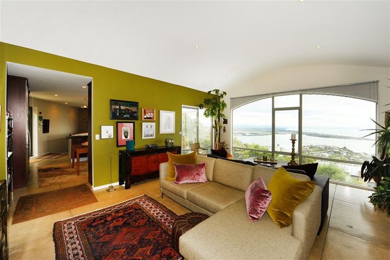 Photo of property in 5 Gardenhill Lane, Redcliffs, Christchurch, 8081