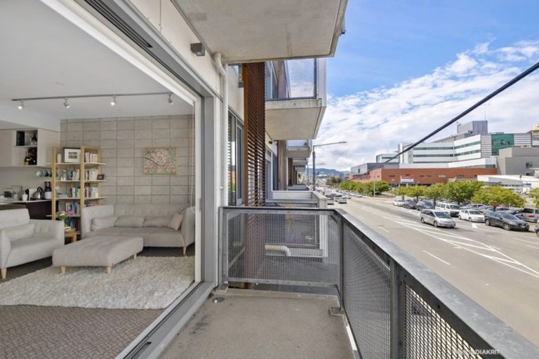 Photo of property in Masina Apartments, 114/80 Riddiford Street, Newtown, Wellington, 6021