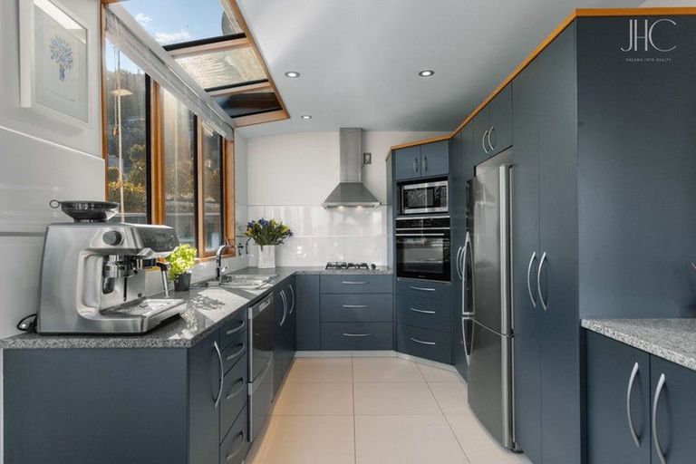 Photo of property in 18 Dublin Street, Queenstown, 9300