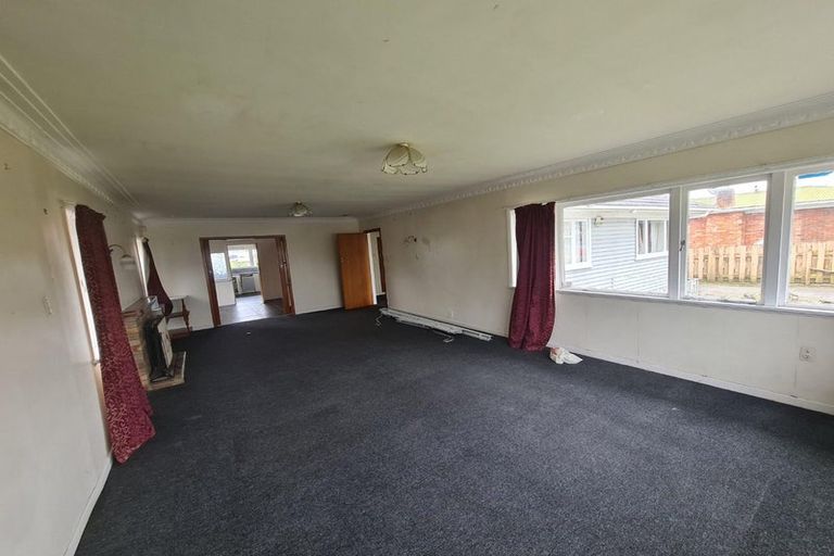 Photo of property in 13 Scotts Road, Manurewa East, Auckland, 2102