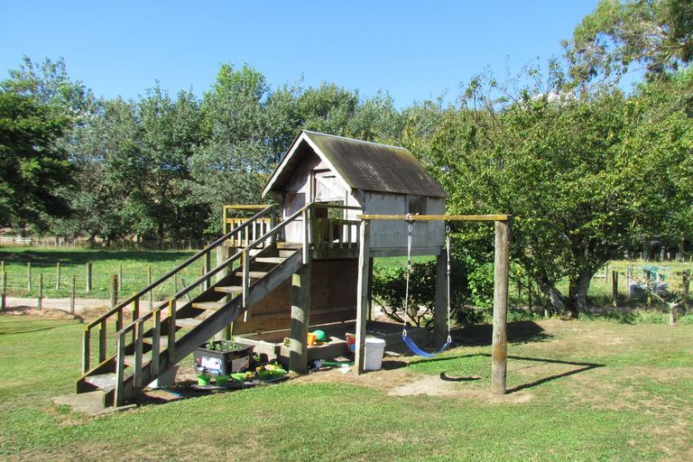 Photo of property in 182 Pukemiku Road, Mangamutu, Pahiatua, 4983