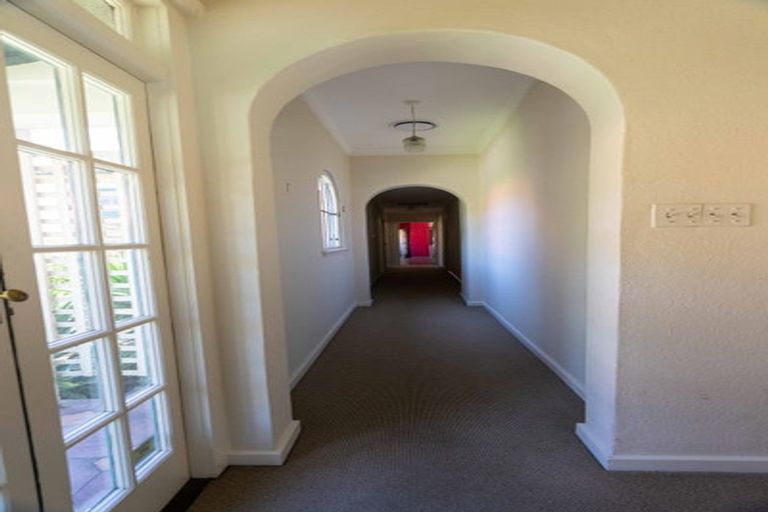 Photo of property in 65 Havelock Road, Havelock North, 4130