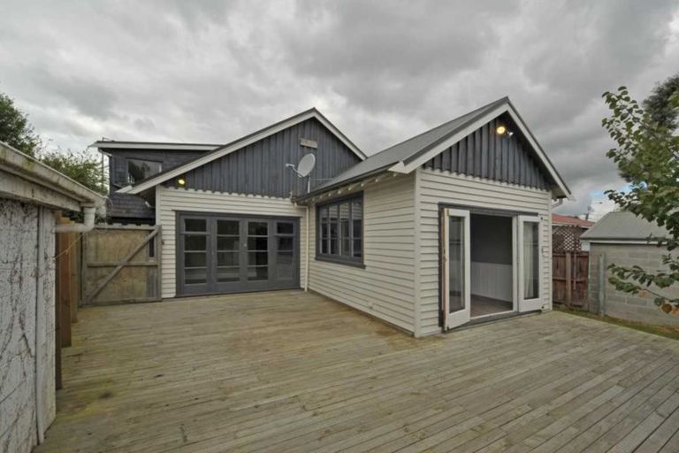 Photo of property in 117 Hills Road, Edgeware, Christchurch, 8013