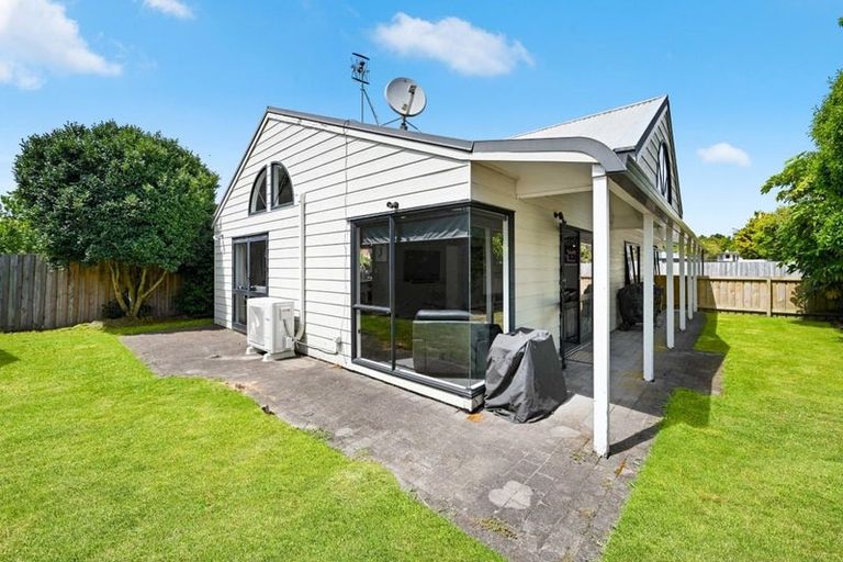 Photo of property in 13 Forest Lake Road, Forest Lake, Hamilton, 3200