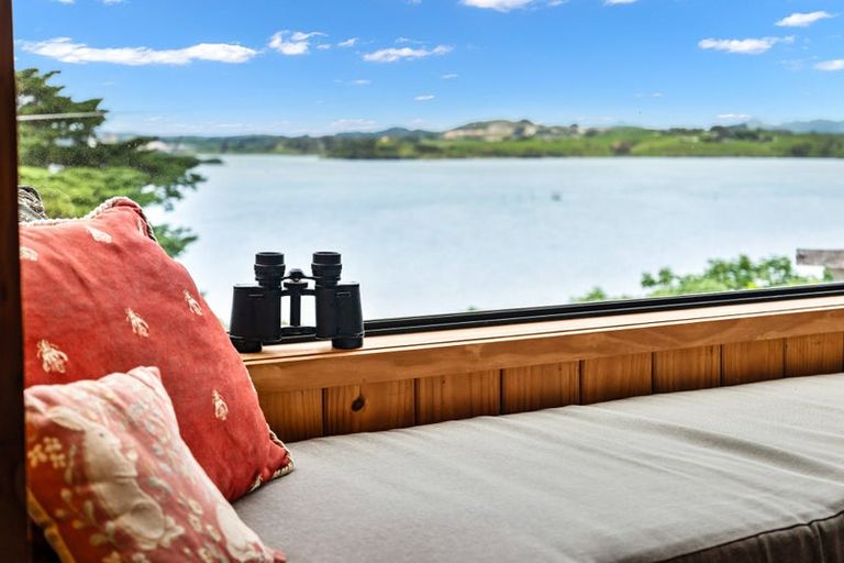 Photo of property in 9 Weir Crescent, Onerahi, Whangarei, 0110