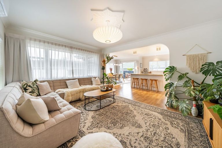 Photo of property in 4a Golders Road, Elderslea, Upper Hutt, 5018