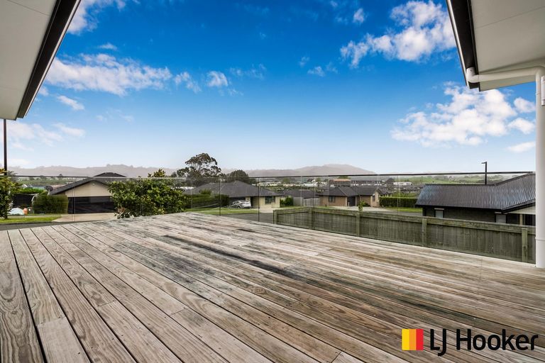 Photo of property in 12 Harriet Johnston Drive, Pokeno, 2402