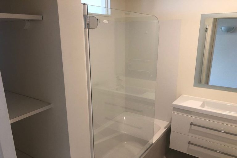 Photo of property in Pirie Street Townhouses, 36/35 Pirie Street, Mount Victoria, Wellington, 6011