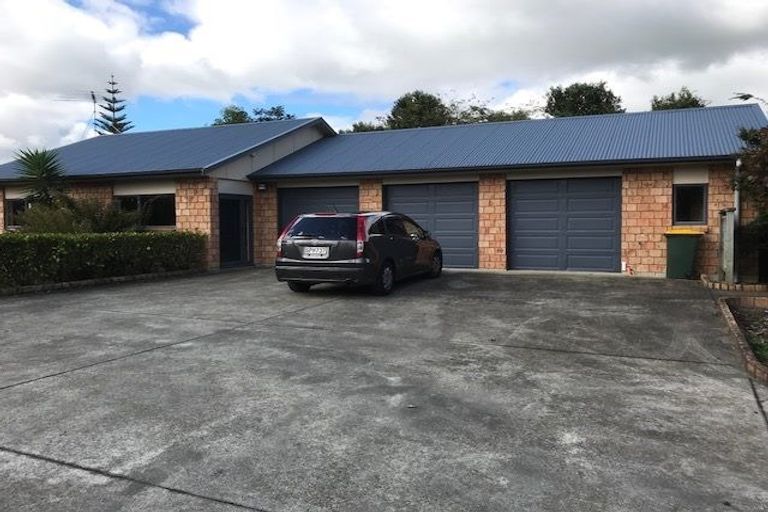Photo of property in 12 Mceldownie Road, Ramarama, Drury, 2579