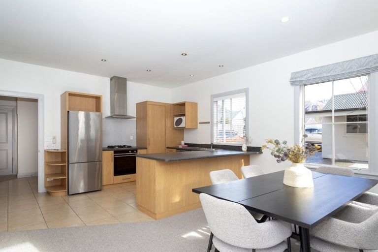 Photo of property in 107 Devon Street, Arrowtown, 9302