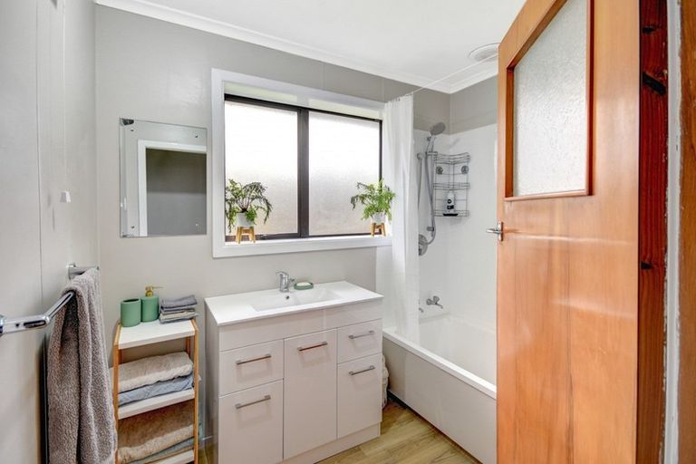 Photo of property in 40 Manuka Gorge Highway, Milton, 9292