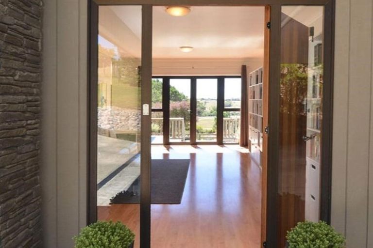 Photo of property in 99 Kennedy Road, Dairy Flat, Albany, 0792