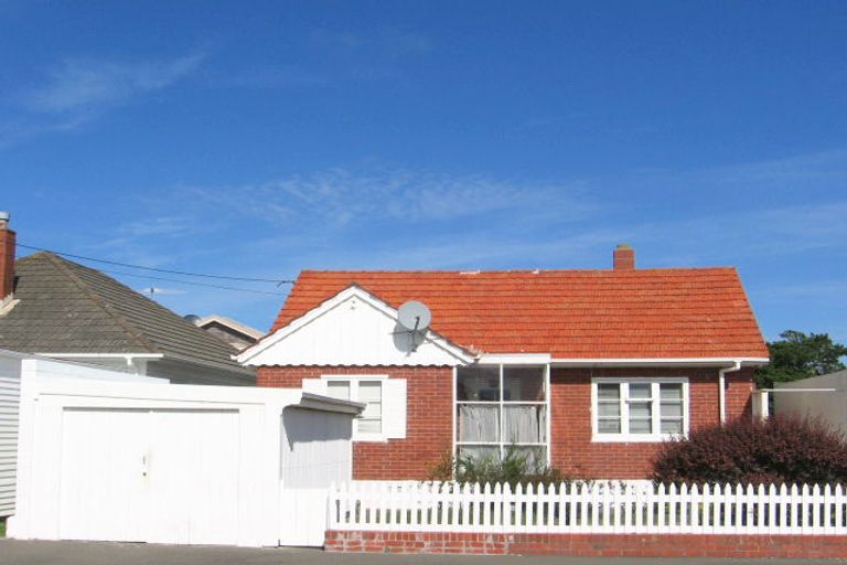 Photo of property in 6 Fife Lane, Miramar, Wellington, 6022