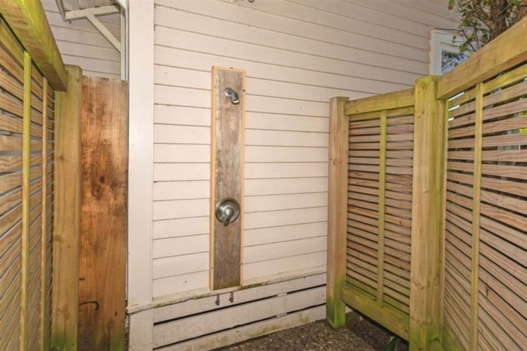 Photo of property in 13 Rauparaha Street, Waikanae Beach, Waikanae, 5036